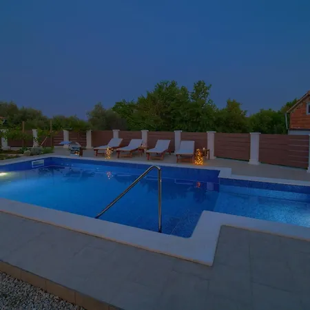 Willa Tranquil Getaway With Pool Polje (Krk)